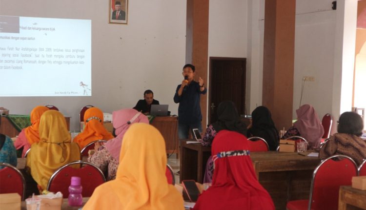 sosialisasi