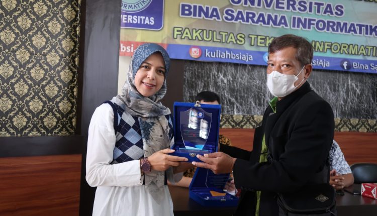 Pemanfaatan Teknologi Informasi Untuk Ciptakan SDM Yang Handal