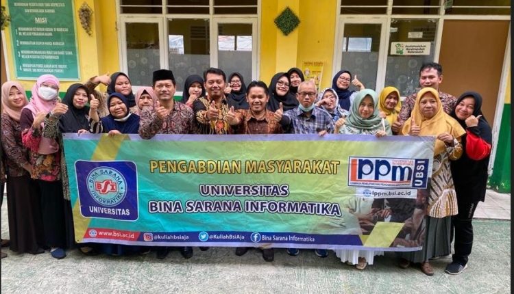Aplikasi Belajar Online Gratis pada Yayasan Mathla’ul Anwar sebagai Bentuk Dukungan Perguruan Tinggi
