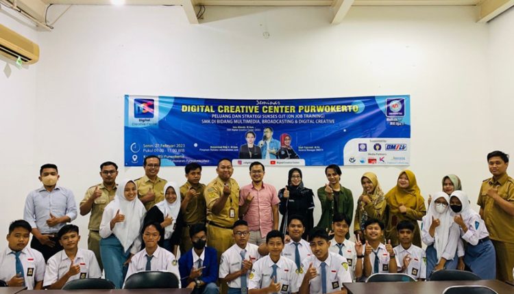Universitas BSI Gandeng DCC Bagi Tips Sukses On Job Training