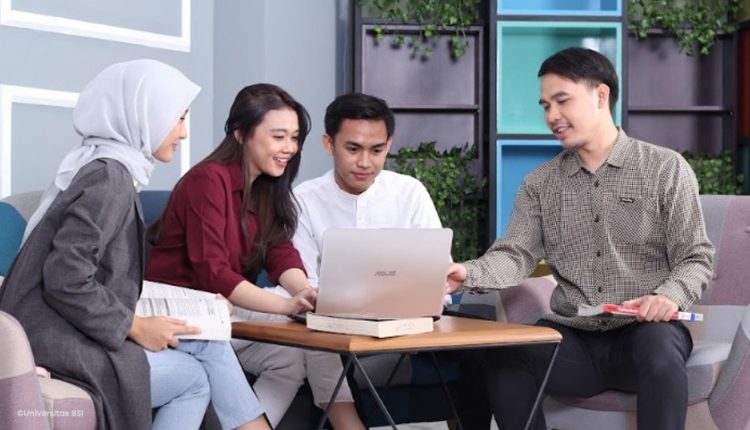 7 Prodi Kuliah Favorit dengan Karir Menjanjikan