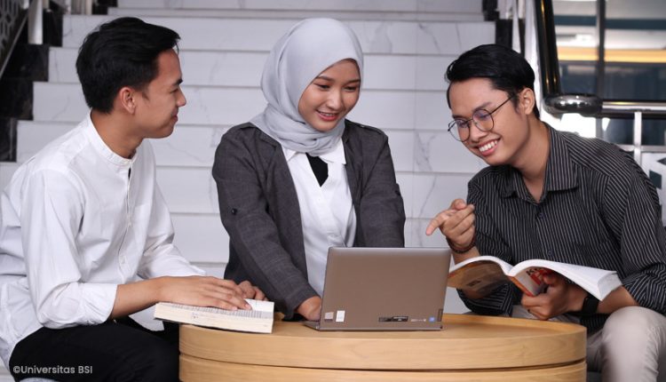 Kenapa Kita Harus Belajar Ilmu Komputer ? Ini Jawabanya