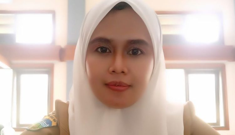 Lia Akmalia Alumni Universitas BSI Kampus Tasikmalaya Berkarier Jadi PNS Sesuai Impiannya