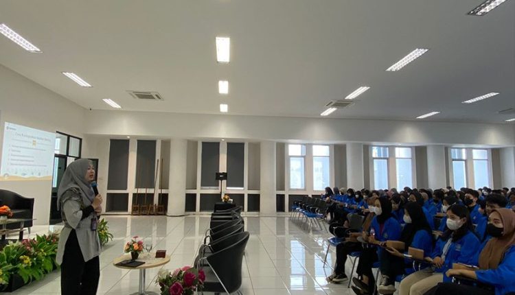 Seminar Communication