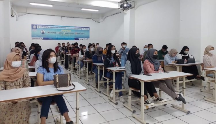 Kampus BSI Kembali Berikan Workshop Digital Kreatif Bagi Mahasiswa Baru
