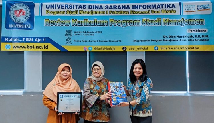 Guna Capai Pembelajaran Sesuai Dunia Kerja, Program Studi Manajemen Gelar Riview Kurikulum
