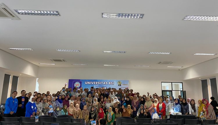 Jalin Silaturahmi dengan Orang Tua Mahasiswa, Universitas BSI Kramat Gelar BKOT