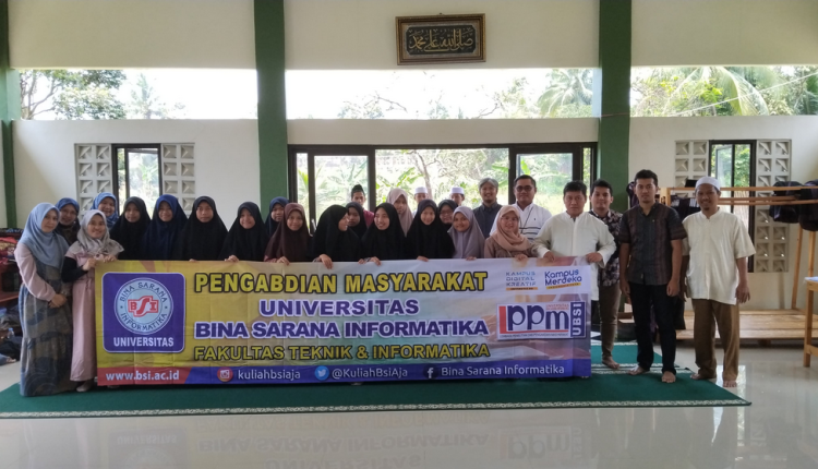 Dosen Universitas BSI Edukasi Teknik Desain Mudah Dan Cepat Menggunakan Media Aplikasi Canva