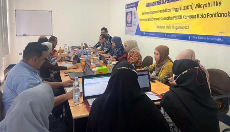 Evaluasi Kinerja Perguruan Tinggi