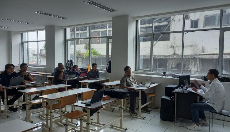 Universitas BSI, Gelar Pelatihan Machine Learning Menggunakan Knime Bagi Dosen