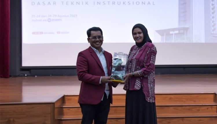 Penutupan PEKERTI, Dosen Universitas BSI Menjadi Peserta Terbaik