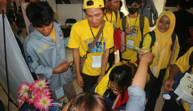 HIMAIK Universitas BSI IKUT Ramaikan Ormawa Expo 2023