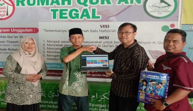 Dosen Universitas BSI Kampus Tegal Serahkan Aplikasi Sistem Pengelolaan Laporan Keuangan Dan Menejeman Data Pada Rumah Qur’an Tegal Berbasis Website