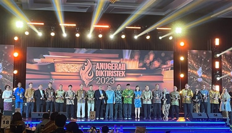 Universitas BSI Raih Gold Winner