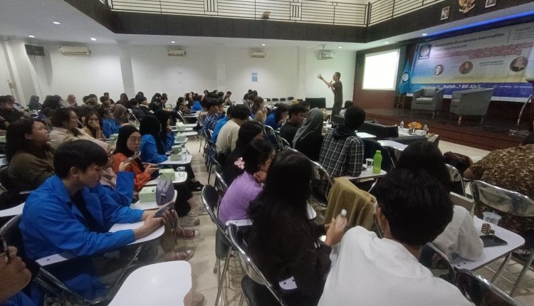 Kolaborasi 3 Prodi Selenggarakan Seminar Internet of Things (IoT) dan Cloud Computing Untuk Mahasiswa Universitas BSI Kampus Pontianak