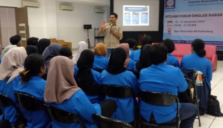 Pitching Forum Simulasi Berita