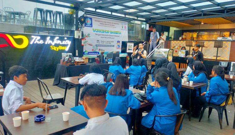 Prodi Perhotelan Universitas BSI Sukses Selenggarakan Workshop Barista "Keterampilan Barista Profesional Dalam Meracik Minuman"