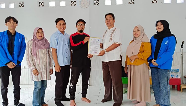 Mahasiswa Universitas BSI Tasikmalaya Hibahkan Website Profil Sekolah kepada TAAM Nurul Falah Cikoneng