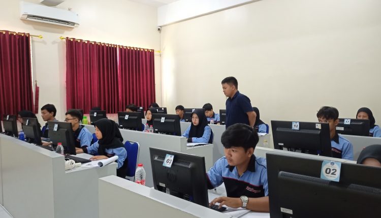 Dosen Universitas BSI Jadi Penguji UKK SMK Negeri 1 Banyumas