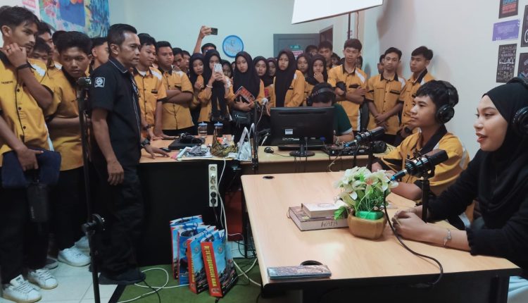kunjungan industri