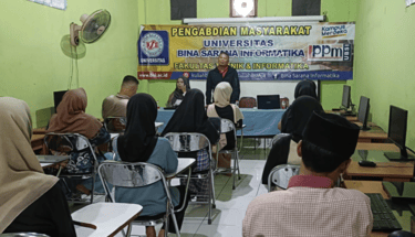 Dosen Universitas BSI Berikan Pemanfaatan Aplikasi Canva Bisnis Online