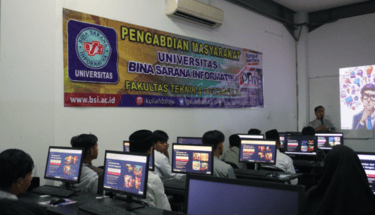 Universitas BSI Gelar Workshop AI untuk Santri