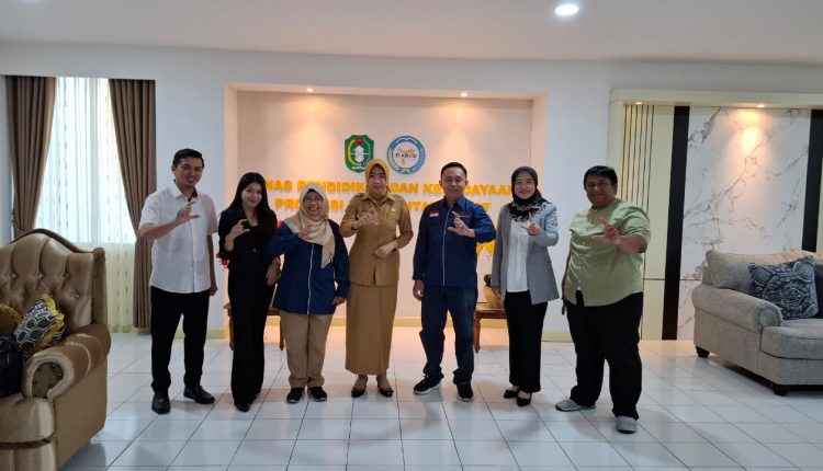 pertemuan strategis