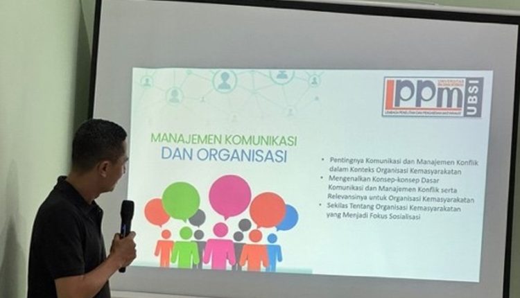 Dosen Universitas BSI Berikan Sosialisasi Manajemen Komunikasi Organisasi Berbasis Teknologi