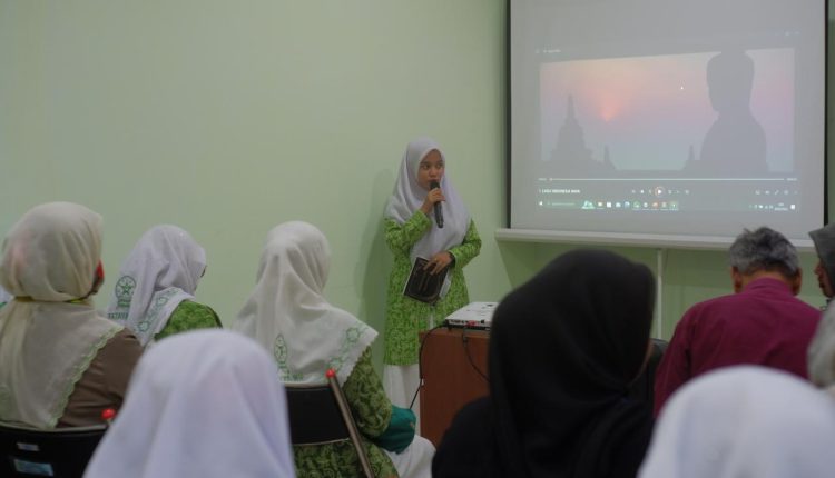 Dosen Universitas BSI Berikan Pelatihan Manajemen Komunikasi Di Era Digital Pada Organisasi Kemasyarakatan Fatayat Pac Pinang