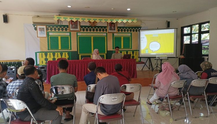 Pelatihan Desain Grafis Menggunakan Canva untuk Petugas PPSU Bersama Universitas BSI dan Kelurahan Bambu Apus Jakarta Timur
