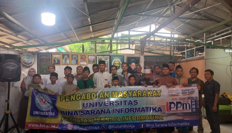 Dosen Universitas BSI Gelar Pelatihan Pembuatan Website Untuk Informasi Publik Pada Majelis Talim Faizul Haq Cisauk