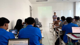 jadi data analyst
