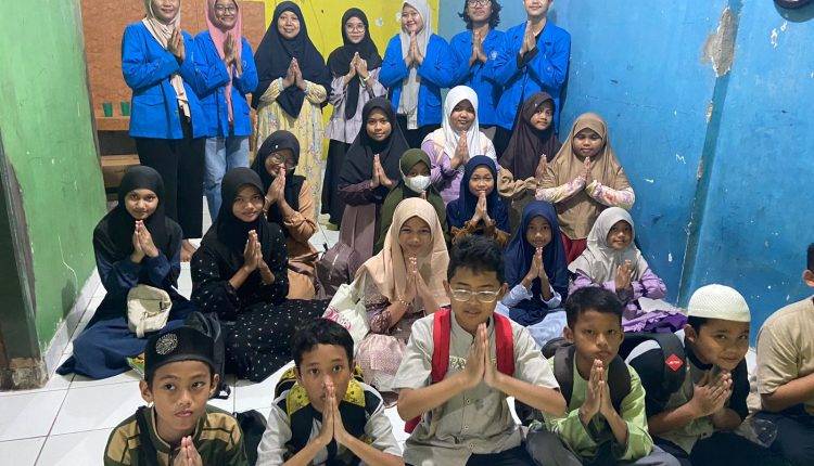 Mahasiswa Universitas BSI Gelar Acara Pendidikan Sejarah Islam di TPQ Shohibul Qur'an