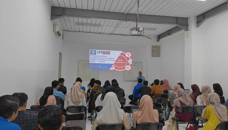 Sertifikasi Kompetensi Prodi SI dan SIA Universitas BSI Kampus Tegal