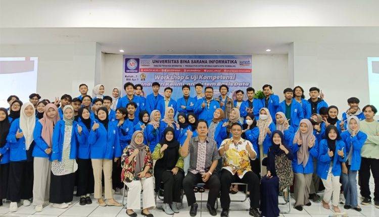 Workshop dan Uji Kompetensi Berbasis Industri