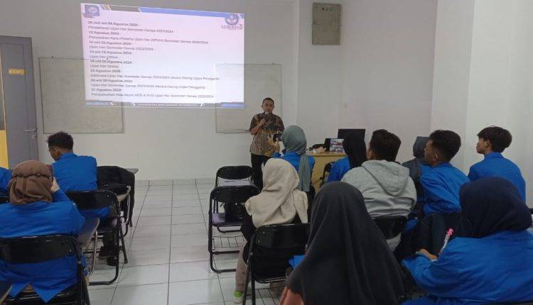 Menghadapi Dunia Kerja: Sosialisasi PKL Mahasiswa Sistem Informasi Universitas BSI Kampus Tegal