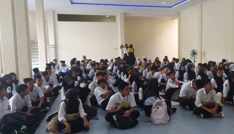 BSI Career Center Gelar Seminar Karir di MPLS SMK Yapin Bekasi