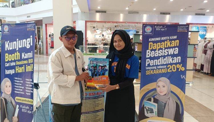 Open Booth Penerimaan Mahasiswa Baru di Mall Karawang Central Plaza: Kesempatan Emas Beasiswa Potongan 20%