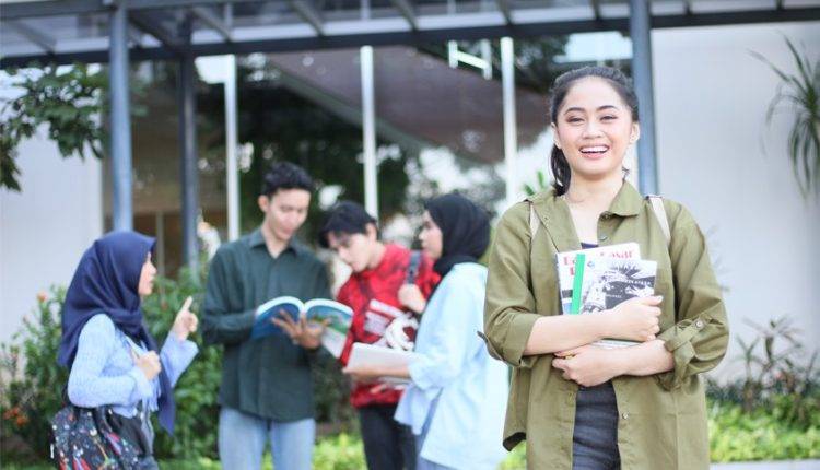 Apakah Jurusan Kuliah Pengaruhi Jenjang Karier?