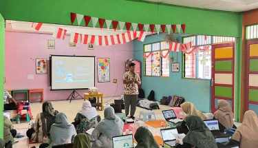 Meningkatkan Pembelajaran Interaktif: Dosen Universitas BSI Adakan Pelatihan AI di HIMPAUDI Jatiasih