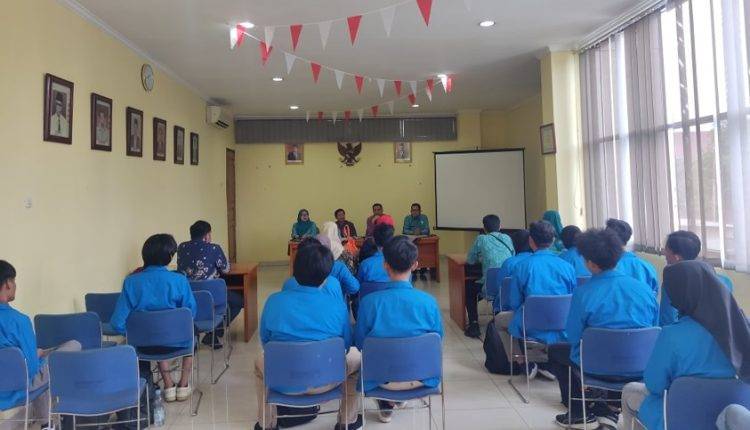 Karya Nyata untuk Masyarakat, Universitas BSI Serah Terima Praktik Kerja Lapangan di Suku Dinas PPAPP Jakarta Timur!
