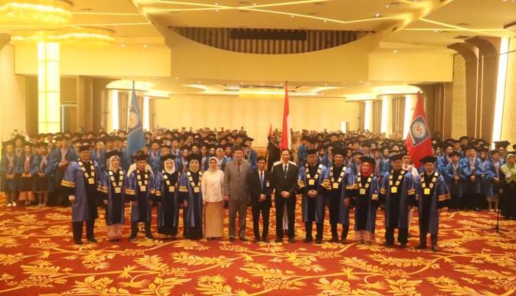 wisuda