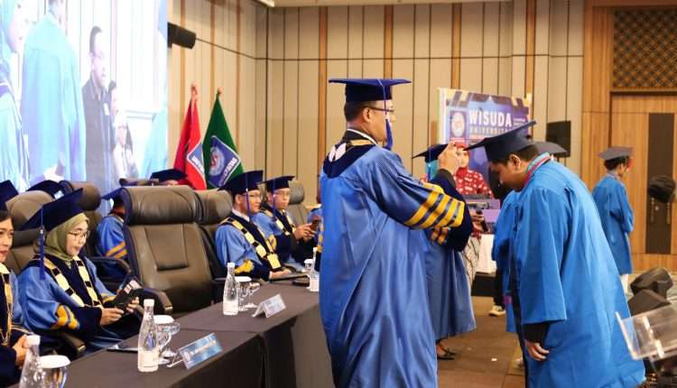 wisuda