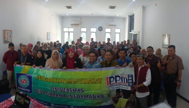 Dosen Universitas BSI Berikan Edukasi Inovasi Kemasan dan Pendaftaran Merek Dagang UMKM di Desa Susukan, Ngahiji, Bogor