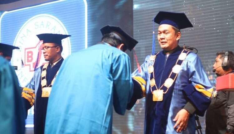 wisuda