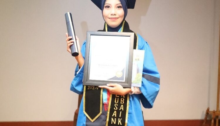 wisudawan