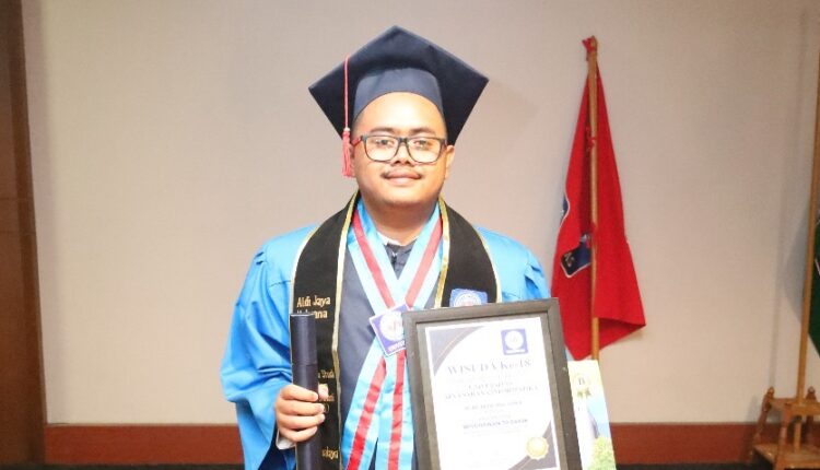 wisudawan terbaik
