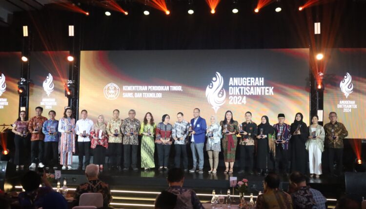 Universitas BSI Raih Bronze Winner dalam Anugerah Humas PTS pada Ajang Diktisaintek 2024