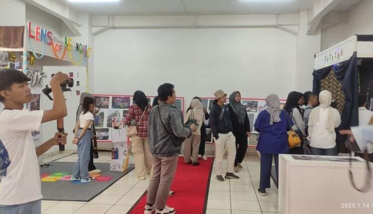 pameran