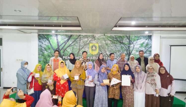 Dosen Universitas BSI Gelar Pelatihan "Optimalisasi Canva: Tingkatkan Daya Saing UMKM Desa Kedung Waringin di Era Digital"
